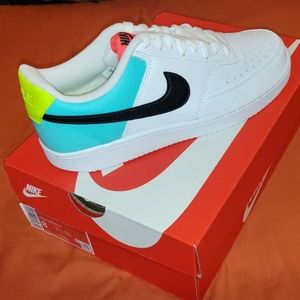 NIKE COURT VISION LO